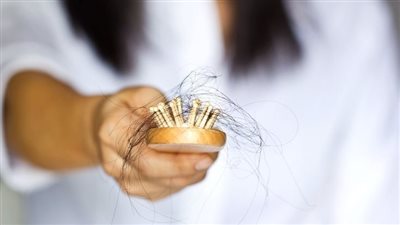 تساقط الشعر - اسباب وعلاج 