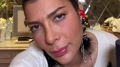 بإطلالة شبابية جديدة، شاركت الفنانة أصالة مع متابعيها مجموعة صور