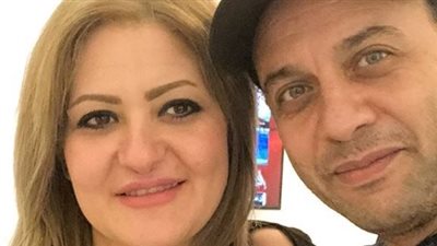 كل ما تريد معرفتة عن زوجة مصطفى قمر