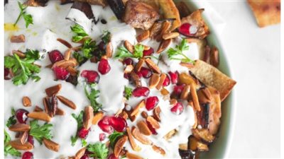 فتة الباذنجان والبطاطس طبق لا يقاوم