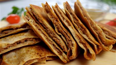 عرايس الخبز طبق لذيذ وسريع التحضير