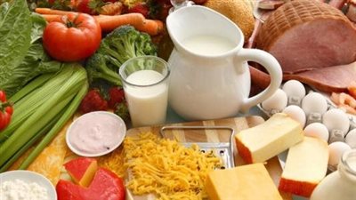 أنواع الفيتامينات وأين توجد
