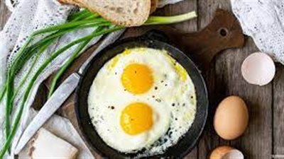 بيض العيون طبق شهي وسهل التحضير