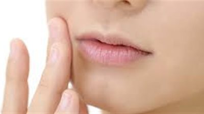 هل نقص فيتامين د يسبب حبوباً في الوجه