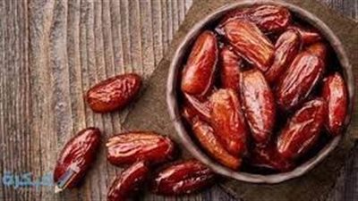 على ماذا يحتوي التمر