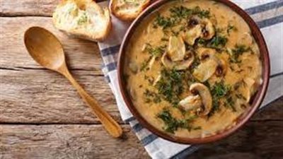 مكونات شوربة الفطر بسيطة ومغذية