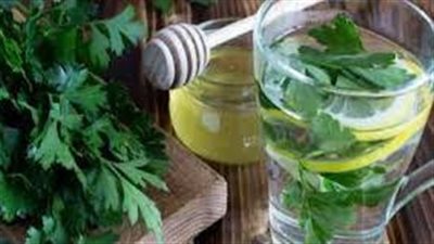 فوائد شرب مغلي البقدونس