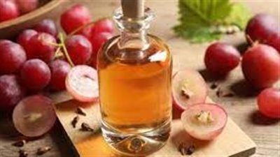 فوائد زيت بذور العنب للبشرة