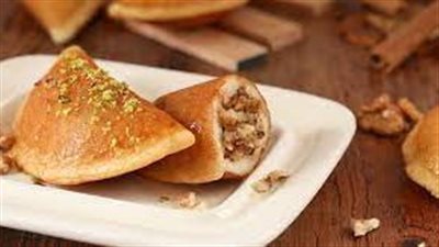  على طريقة عمل القطايف بالجوز في المنزل