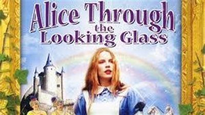 قصة فيلم Alice Through the Looking Glass 1998