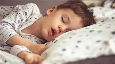 حيل للتخلص من شخير الطفل