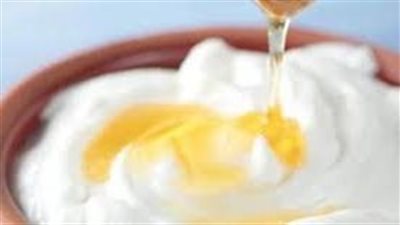 فوائد الزبادي بالعسل