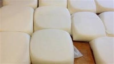 طريقة غلي الجبنة البيضاء