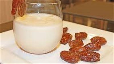 فوائد التمر باللبن