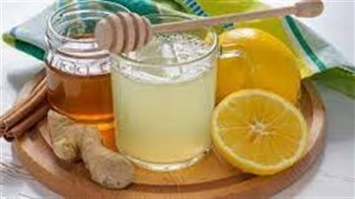 فوائد شرب العسل مع الماء للبشرة