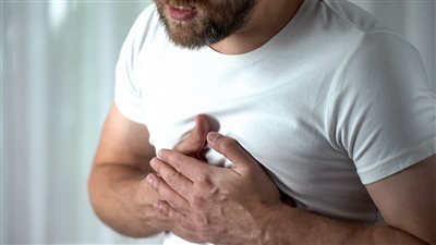 7 أعراض تدل على وجود جلطات بجسمك