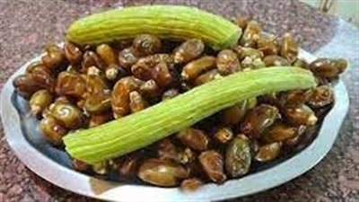هل هناك فوائد للخيار والتمر