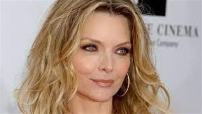ميشيل فايفر نجمة هوليوود متعددة الأوجه