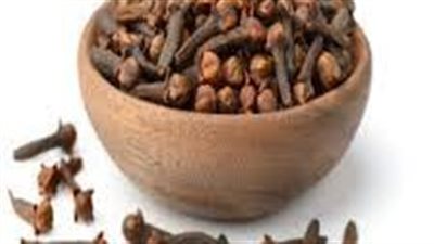 بعض أضرار القرنفل