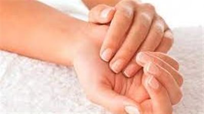 كيف تحافظين على نعومة يديك؟