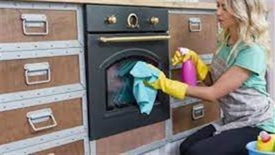 طريقة تنظيف زجاج الفرن