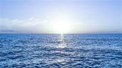 هل مساحه البحار والمحيطات تختلف