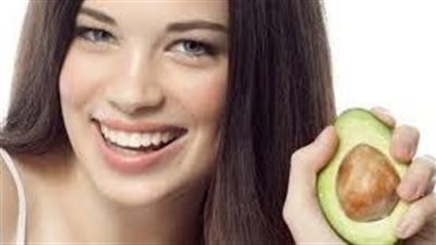 تنوع استخدامات ماسك الأفوكادو للشعر