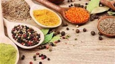 أعشاب تصفي الوجه: رحلة نحو بشړة نضرة وخالية من العيوب