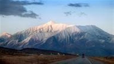 كم يبلغ ارتفاع جبل غزوان