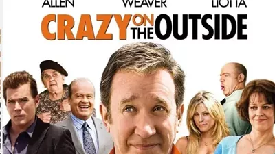 قصة فيلم Crazy on the Outside