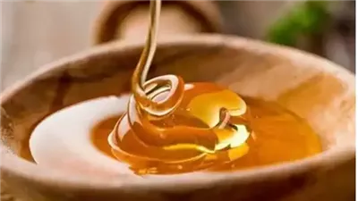 وصفات سوف تساعدك في التخلص من ندوب حب الشباب