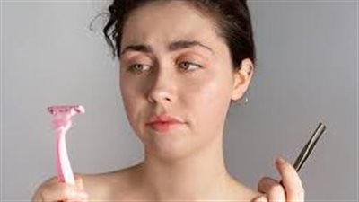 سر بشړة ناعمة: أفضل تقنيات إزالة شعر الوجه للنساء