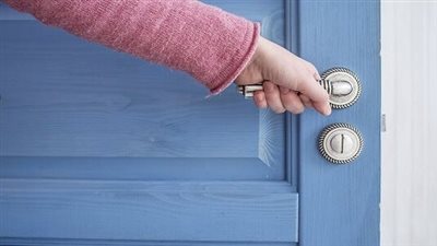 دعاء استوداع الزوج عند الخروج من المنزل