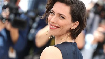 ريبيكا هول موهبة فذة على شاشة السينما