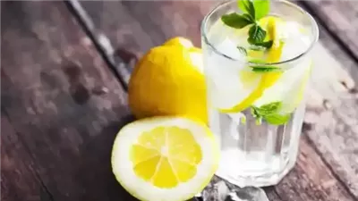 فوائد صحية سوف تحصل عليها من شراب الليمون