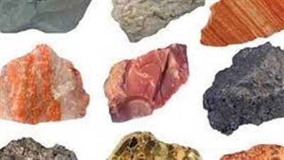 ما الفرق بين الصخور الڼارية والرسوبية 