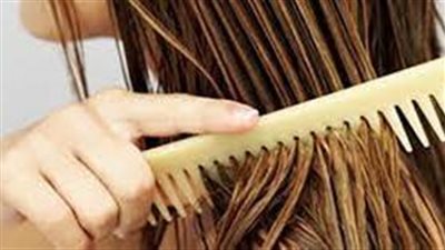 تاجٌ من ذهب: طريقة استخدام زيت الخروع للشعر