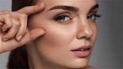 وداعاً لتساقط الحواجب: وصفات طبيعية فعالة لتعزيز نمو الحواجب وتقويتها في أسبوع