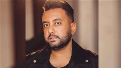 كل ما تريد معرفتة عن محمد النادي وزوجته