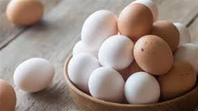 البيض المسلوق: سرّ الجمال الطبيعيّ لشعرٍ مُبهِر