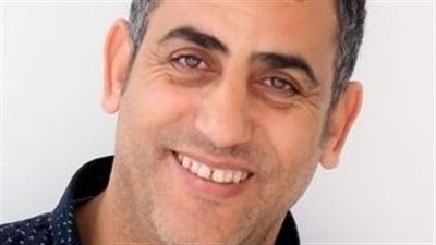 قصة مسلسل فوق السلك