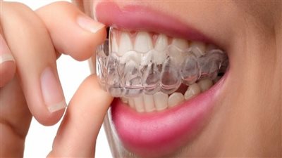 أطعمة مهمة يجب تجنب تناولها على الريق لحماية الأسنان