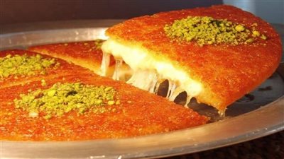 طريقة تحضير الكنافة النابلسية الملفوفة بالكريمه وبالمانجو