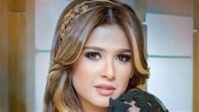 ياسمين عبد العزيز تعلن خبر مفاجئ للجمهور