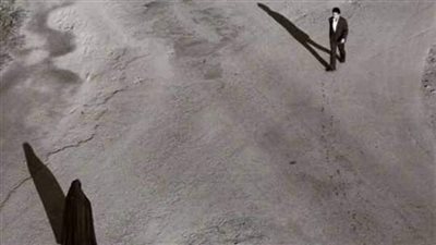 حكاية جلس معها يوم الخطوبة فقالت له