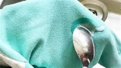 كيفية إزالة الصمغ عن الملابس