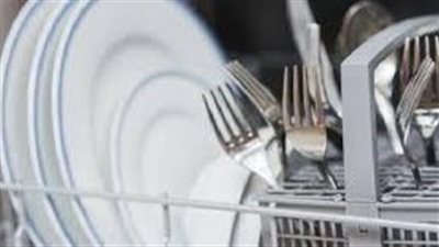 افضل طريقة للتخلص  من رائحة غسالة الصحون