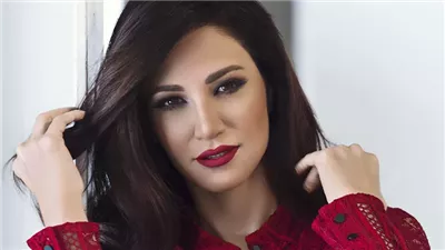 ابيات الشعر عن المرأة الأربعينية
