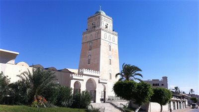 كل ما تريد معرفتة عن مدينة تاجورة