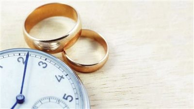 أعراض تأخر الزواج